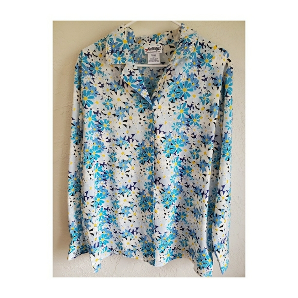 National Tops - Floral pattern button up blouse